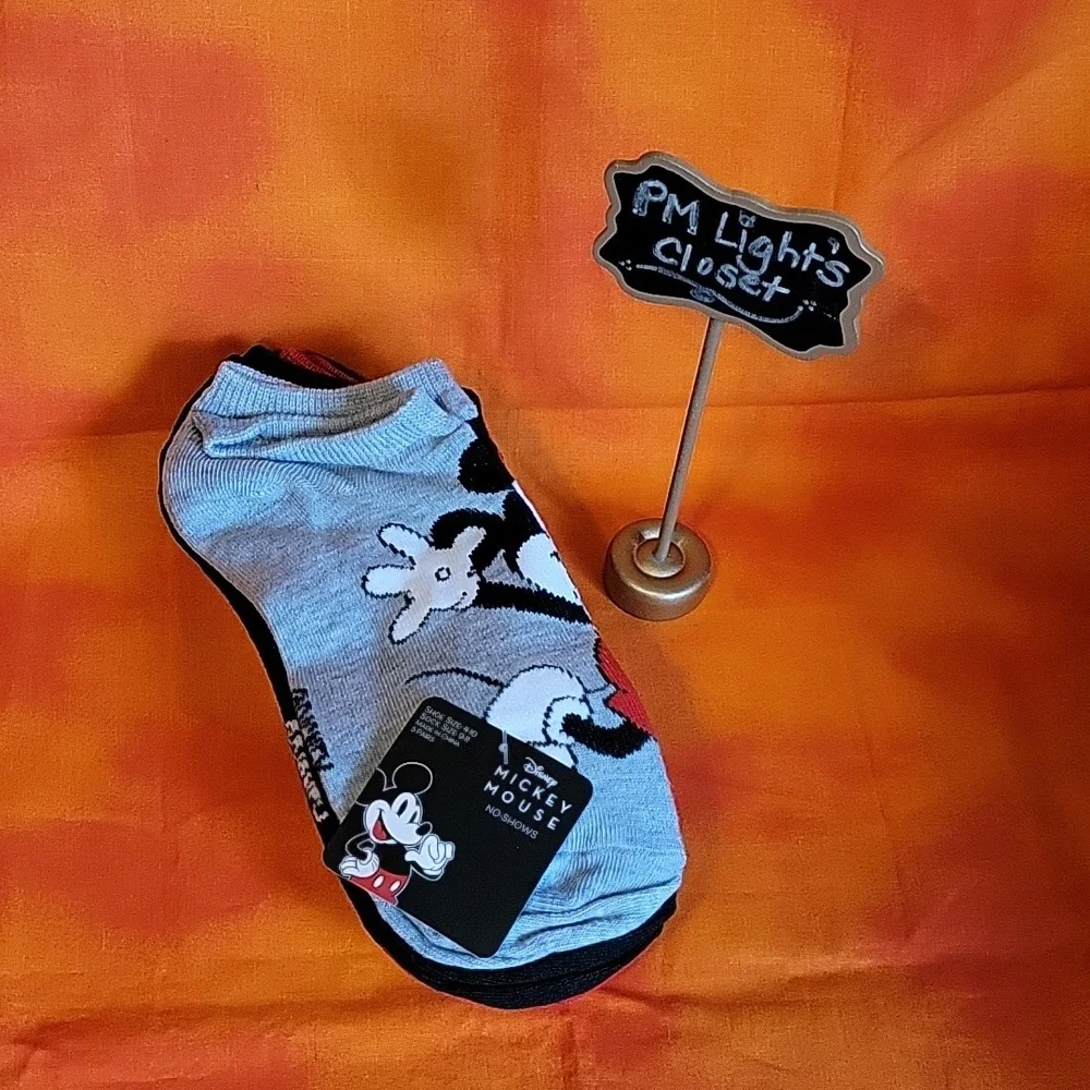 Disney Mickey Mouse Sock Set New 5 Pair Black White Red Gray No-Show